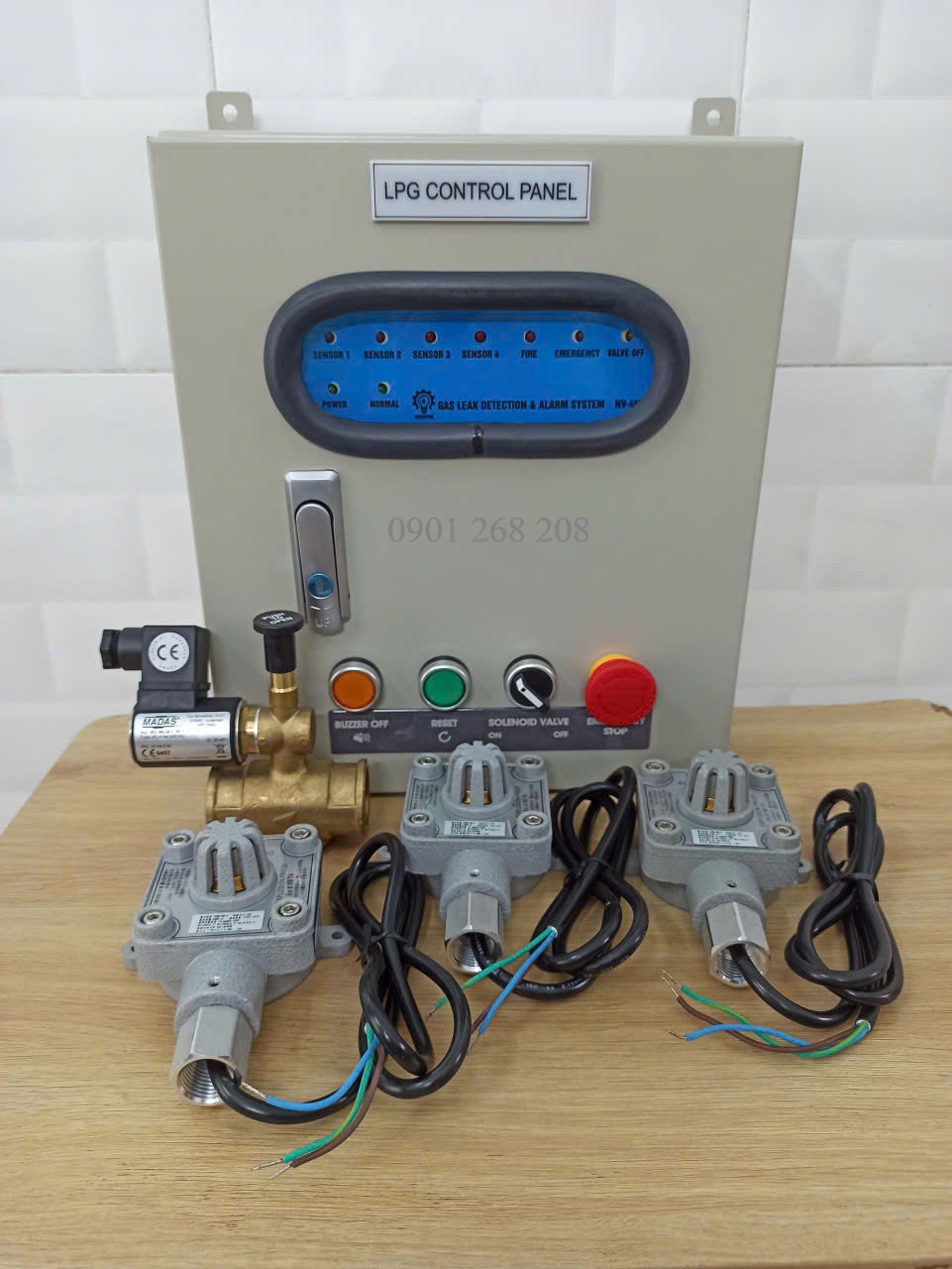Tu bao ro gas 3 kenh co ngat gas tu dong